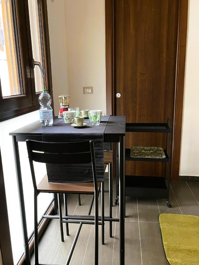 Appartement Casa Pizzoli à Bari Extérieur photo